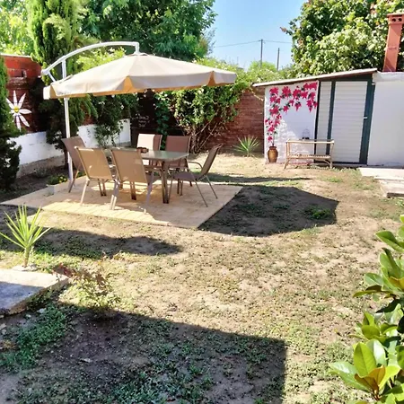 Prázdninový dům Whispering Getaway