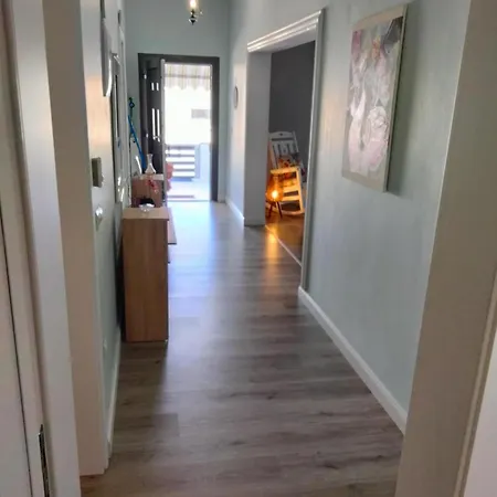 Prázdninový dům Whispering Getaway *