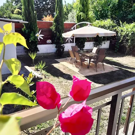Vakantiehuis Whispering Getaway *