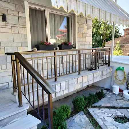 Dom wakacyjny Whispering Getaway Korinós