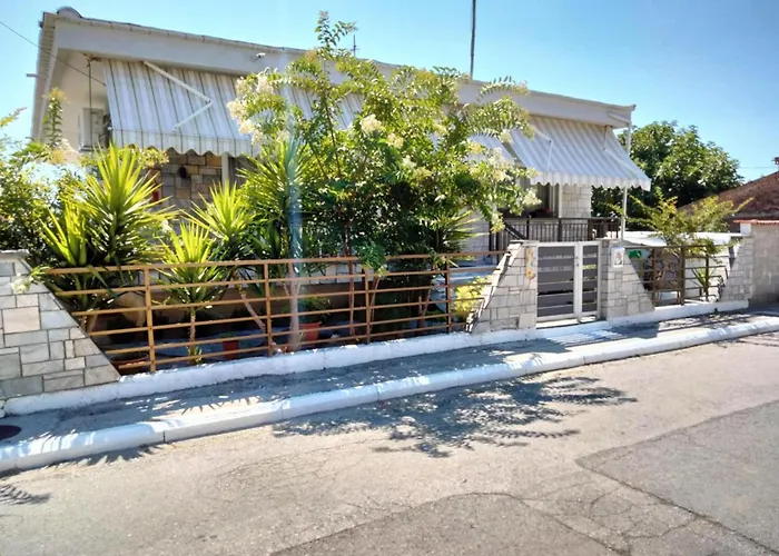 度假居 Whispering Getaway Korinós