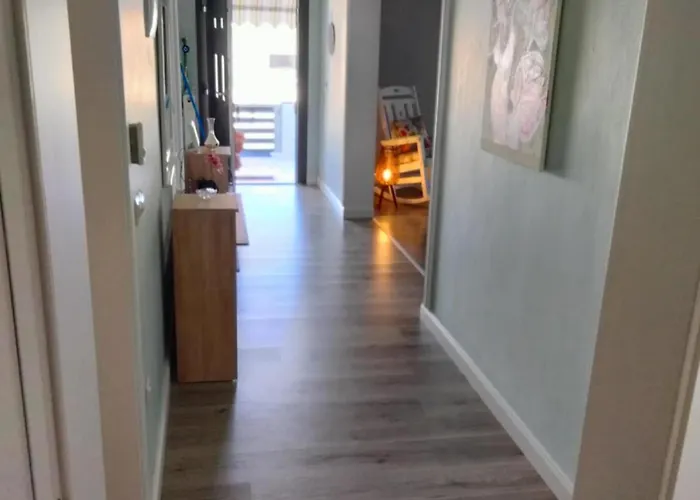 度假居 Whispering Getaway *